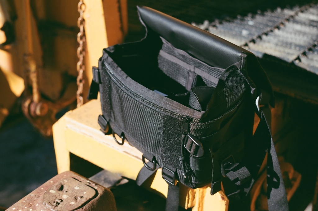 Field Bag Open